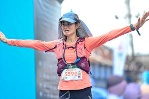 BIB: 5590
                            <button type="button" onclick="openModal(24882962)" class="btn btn-primary btn-sm float-right btn-popup" data-toggle="modal" data-target=".modal-high-quality">
                        <i class="fas fa-shopping-cart"></i> Add to Cart
                    </button>
                                            <button type="button" onclick="isThisMe(24882962, true)" class="btn btn-success btn-sm float-right btn-popup btn-isme hidden" data-toggle="tooltip" data-placement="bottom" title="นี่คือรูปของคุณใช่ไหม คลิกที่นี่เพื่อเอาเข้าอัลบั้ม">
                        <i class="fas fa-plus"></i> Add to album
                    </button>
                    <button type="button" onclick="isThisMe(24882962, false)" class="btn btn-warning btn-sm float-right btn-popup btn-isnotme hidden">
                        <i class="fas fa-ban"></i> Remove from album
                    </button>